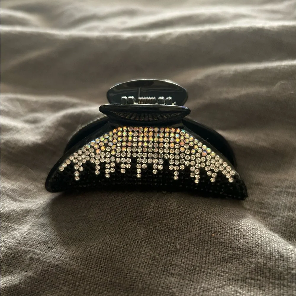 Rhinestone hair claw ๐๐๐๐๐ - Picture 3 of 5